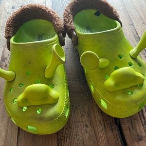 Amazing Condition - Shrek Crocs M5 -W 7 /Shrek Crocs Men 5  - Women Size 7